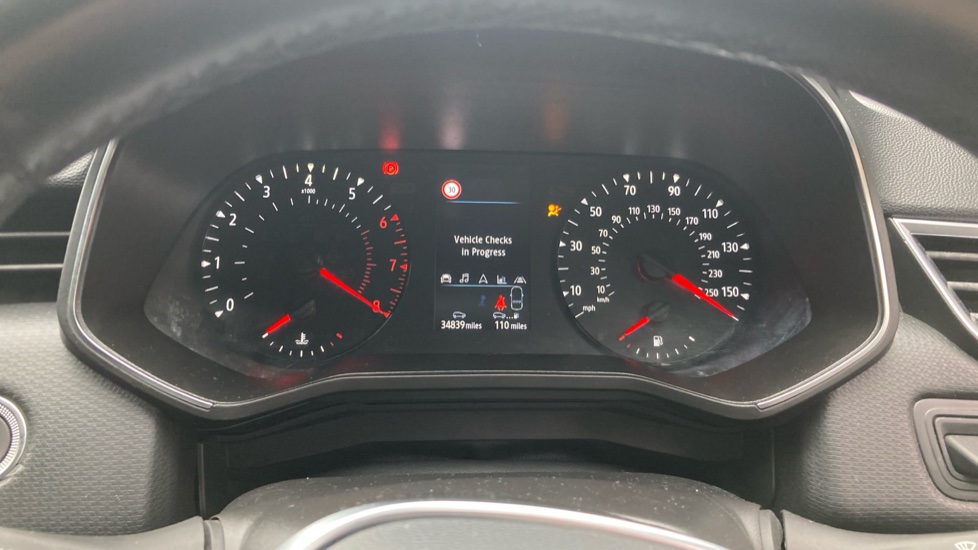 Renault Clio 1.0 TCe 100 Iconic 5dr Petrol Hatchback - Image 12