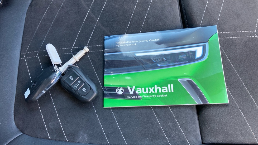 Vauxhall Grandland 1.5 Turbo D Ultimate 5dr Auto Diesel Hatchback - Image 19