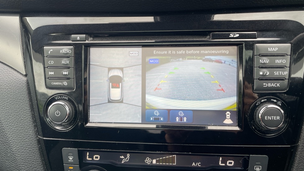 Nissan Qashqai 1.5 dCi 115 N-Connecta 5dr Diesel Hatchback - Image 47