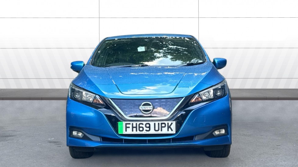 Nissan LEAF 110kW N-Connecta 40kWh 5dr Auto Electric Hatchback - Image 3