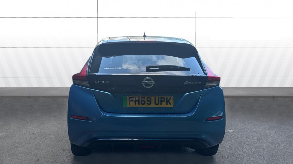 Nissan LEAF 110kW N-Connecta 40kWh 5dr Auto Electric Hatchback - Image 6