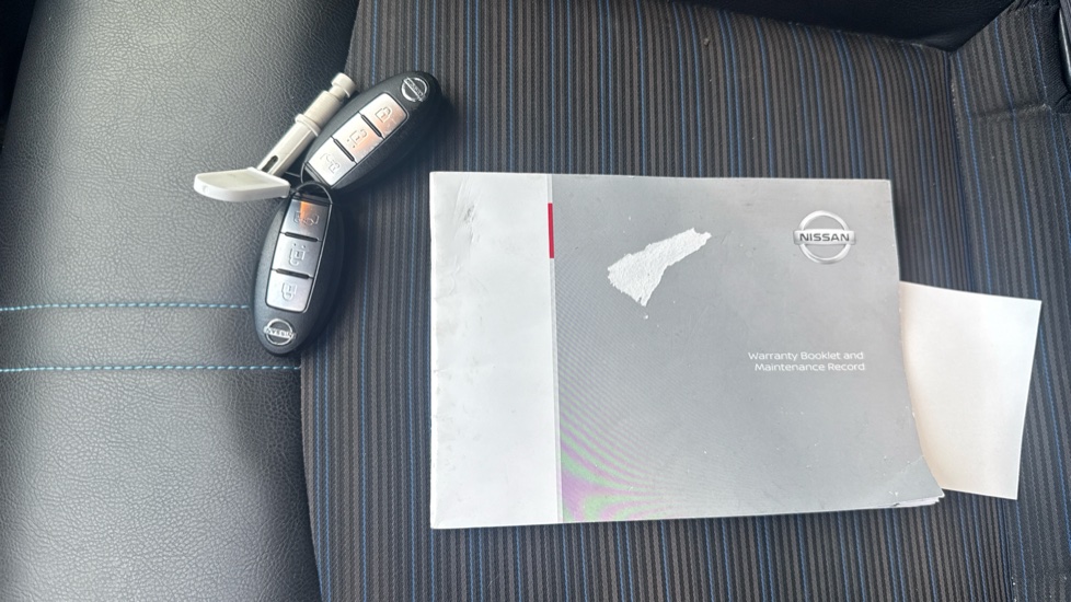 Nissan LEAF 110kW N-Connecta 40kWh 5dr Auto Electric Hatchback - Image 19