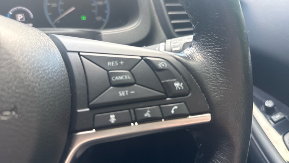 Nissan LEAF 110kW N-Connecta 40kWh 5dr Auto Electric Hatchback - Image 33