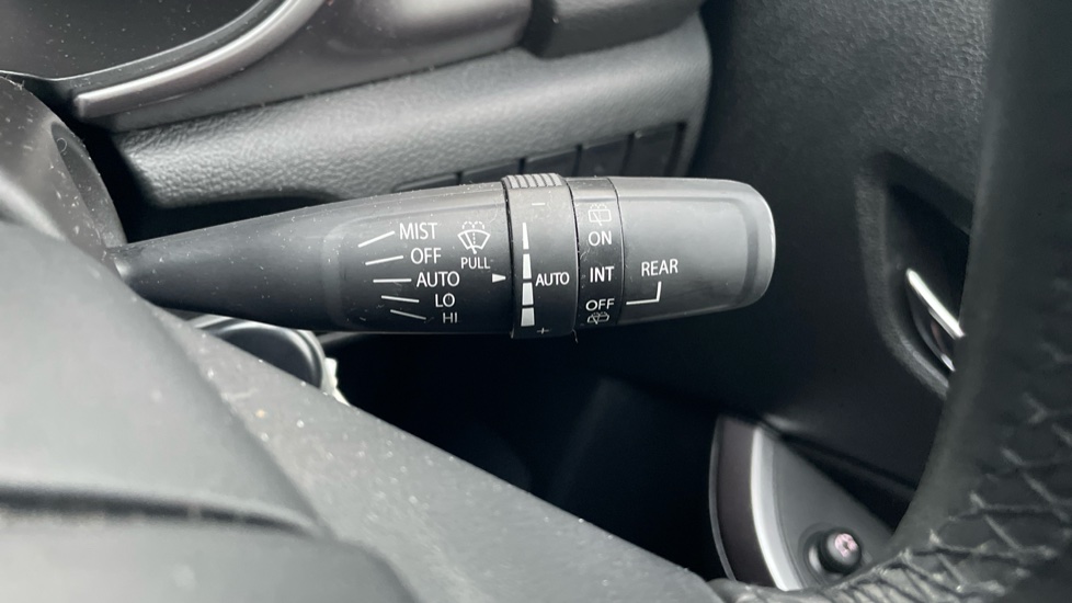 Suzuki Vitara 1.4 Boosterjet 48V Hybrid SZ-T 5dr Petrol Estate - Image 38