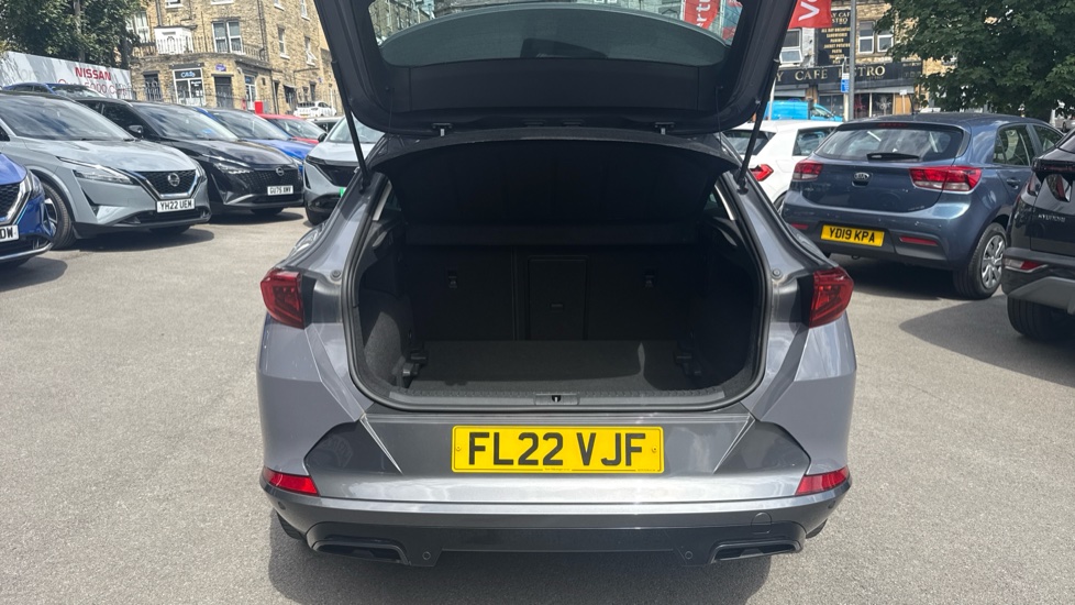 CUPRA Formentor 1.5 TSI 150 V2 5dr DSG Petrol Estate - Image 4