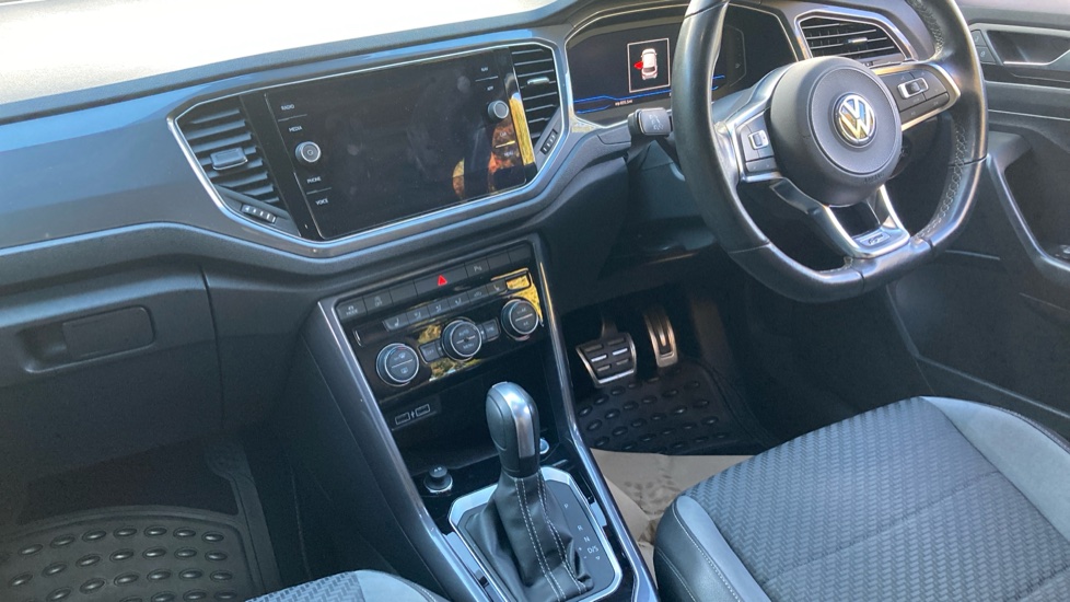 Volkswagen T-Roc 1.5 TSI EVO R-Line 5dr DSG Petrol Hatchback - Image 9