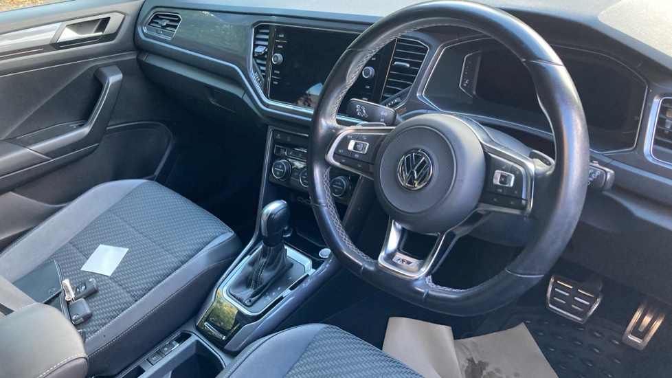 Volkswagen T-Roc 1.5 TSI EVO R-Line 5dr DSG Petrol Hatchback - Image 11
