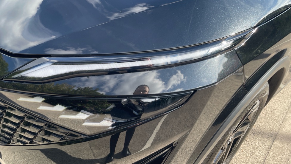 Nissan Qashqai 1.3 DiG-T MH 158 N-Connecta 5dr Xtronic Petrol Hatchback - Image 23