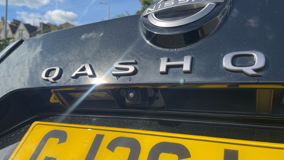 Nissan Qashqai 1.3 DiG-T MH 158 N-Connecta 5dr Xtronic Petrol Hatchback - Image 37
