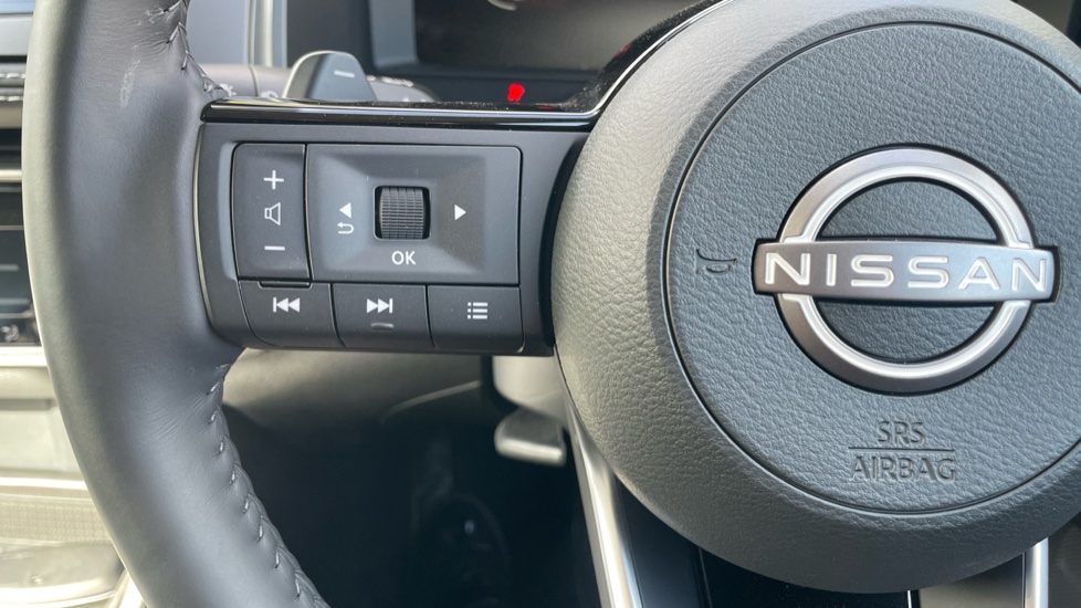 Nissan Qashqai 1.3 DiG-T MH 158 N-Connecta 5dr Xtronic Petrol Hatchback - Image 41