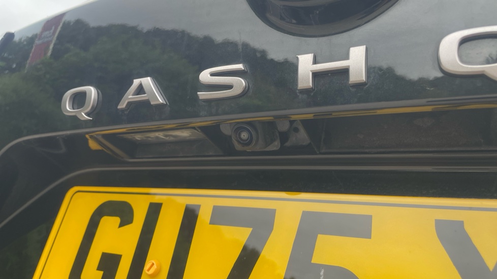 Nissan Qashqai 1.3 DiG-T MH 158 N-Connecta 5dr Xtronic Petrol Hatchback - Image 32