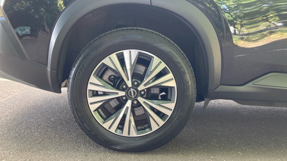 Nissan X-Trail 1.5 E-Power E-4orce 213 N-Connecta 5dr Auto Hybrid Station Wagon - Image 7