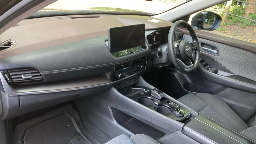 Nissan X-Trail 1.5 E-Power E-4orce 213 N-Connecta 5dr Auto Hybrid Station Wagon - Image 9