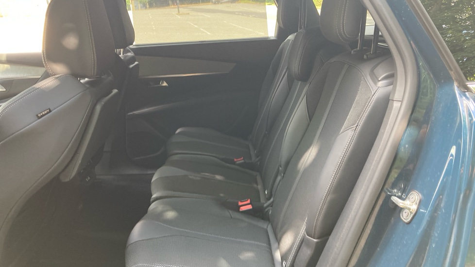 Peugeot 5008 1.5 BlueHDi GT 5dr EAT8 Diesel Estate - Image 16