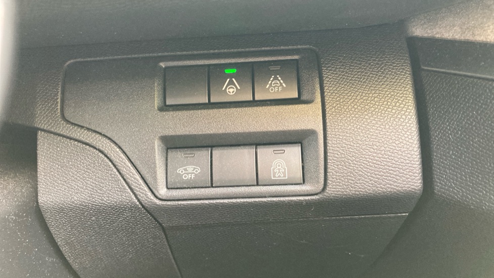 Peugeot 5008 1.5 BlueHDi GT 5dr EAT8 Diesel Estate - Image 23