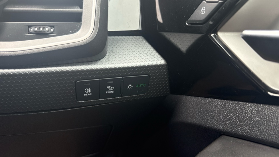 Audi A1 25 TFSI Sport 5dr S Tronic Petrol Hatchback - Image 25