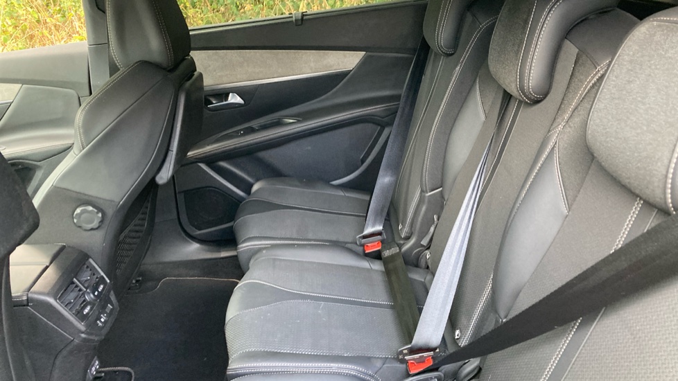 Peugeot 5008 1.5 BlueHDi GT 5dr EAT8 Diesel Estate - Image 16