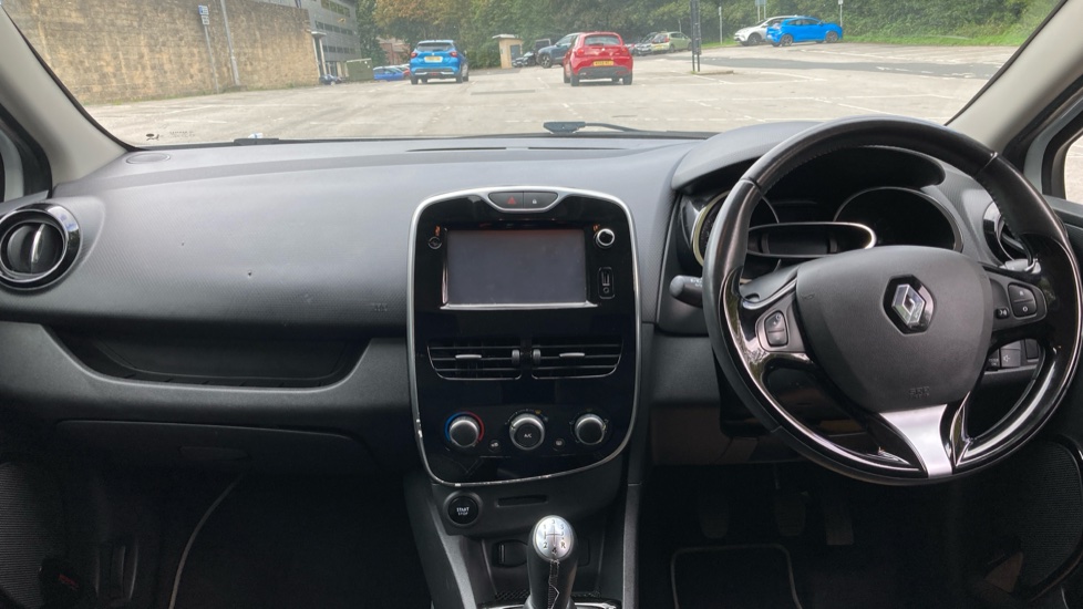 Renault Clio 1.2 16V Dynamique Nav 5dr Petrol Hatchback - Image 10