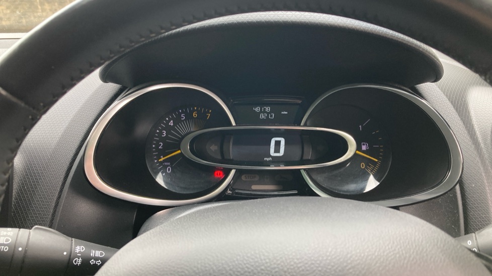 Renault Clio 1.2 16V Dynamique Nav 5dr Petrol Hatchback - Image 18