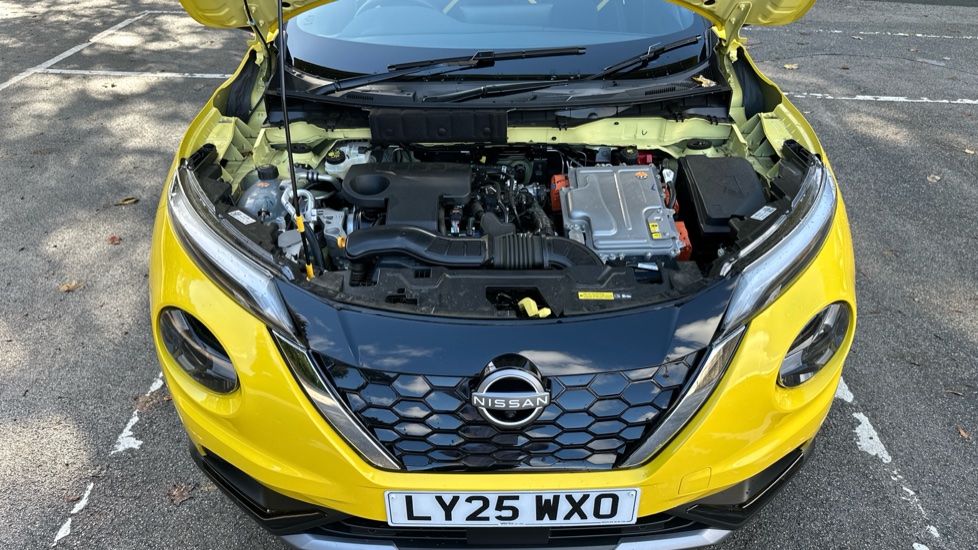 Nissan Juke 1.6 Hybrid N-Sport 5dr Auto Hybrid Hatchback - Image 8