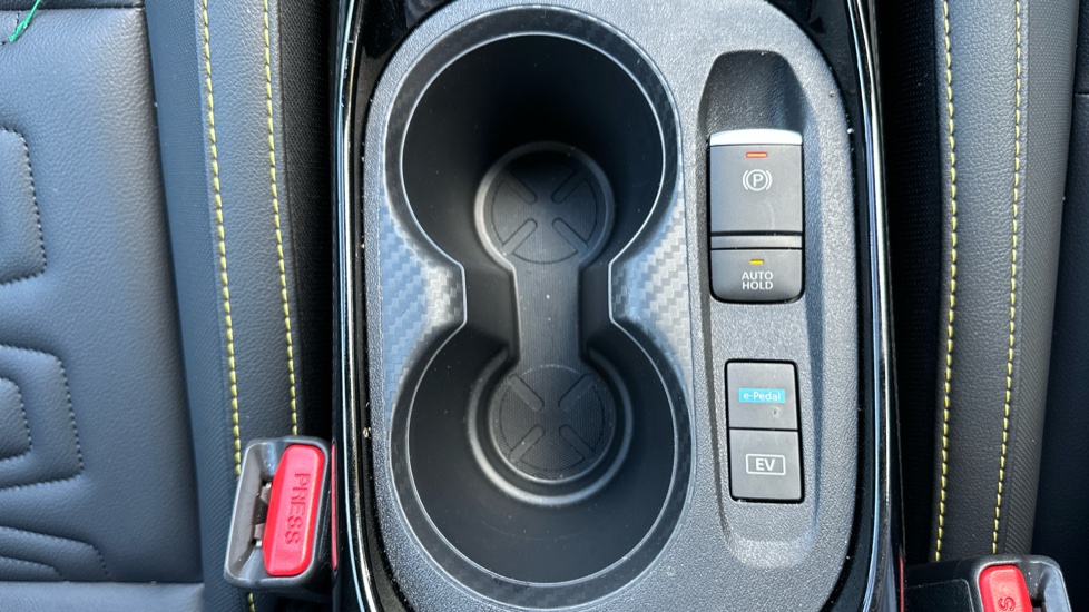 Nissan Juke 1.6 Hybrid N-Sport 5dr Auto Hybrid Hatchback - Image 30
