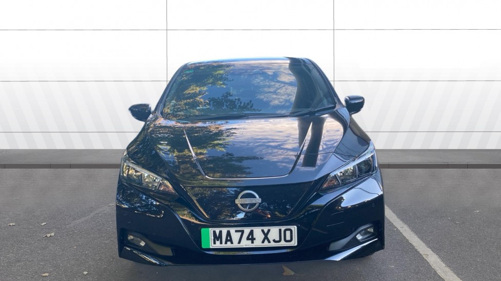 Nissan LEAF 110kW N-Connecta 39kWh 5dr Auto Electric Hatchback - Image 3