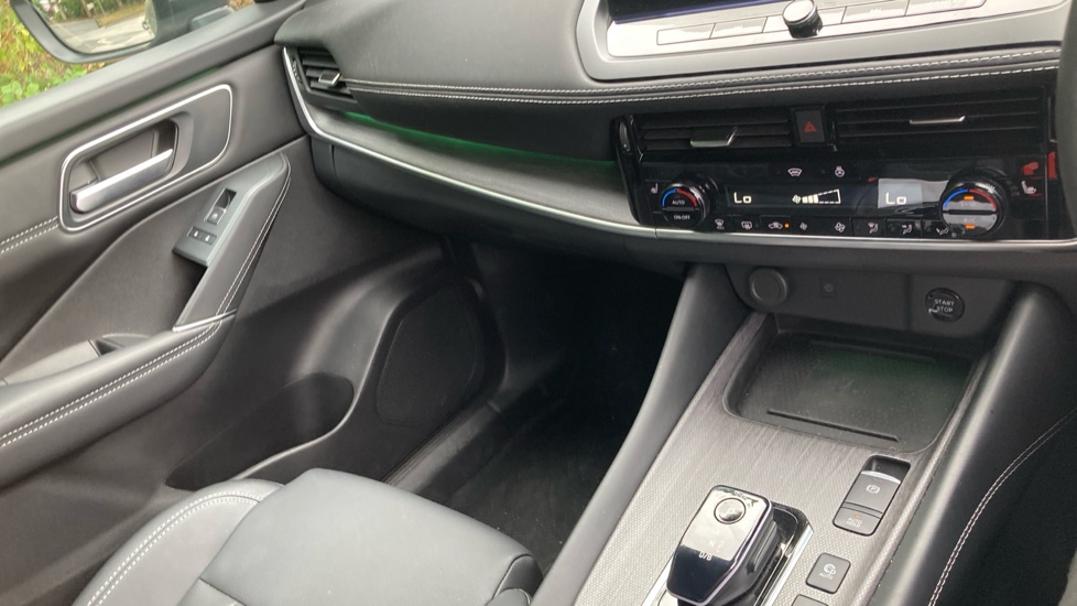 Nissan Qashqai 1.5 E-Power Tekna 5dr Auto Hybrid Hatchback - Image 11