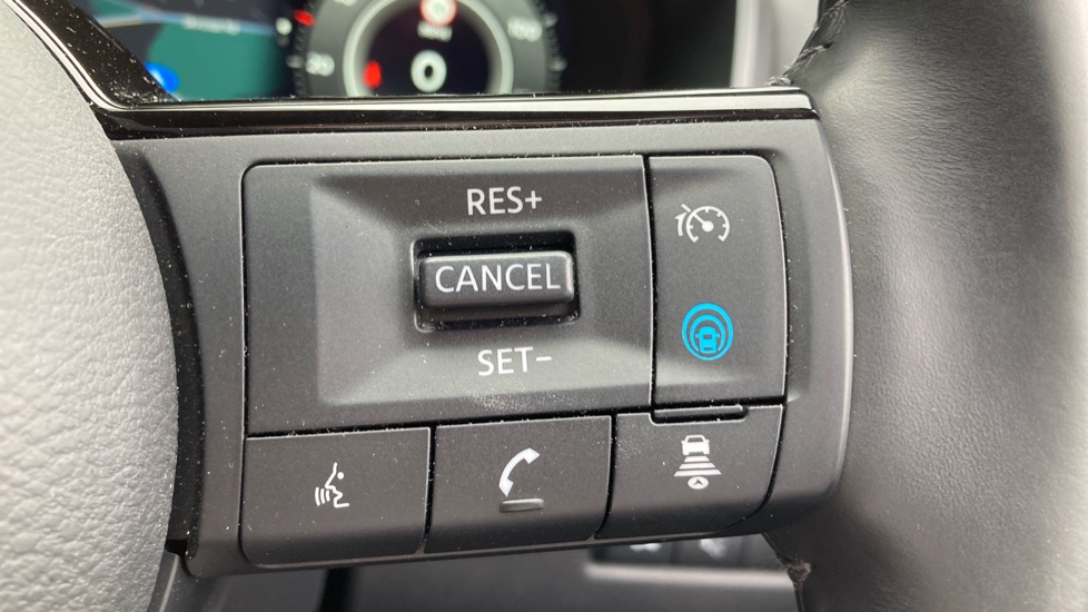 Nissan Qashqai 1.5 E-Power Tekna 5dr Auto Hybrid Hatchback - Image 21