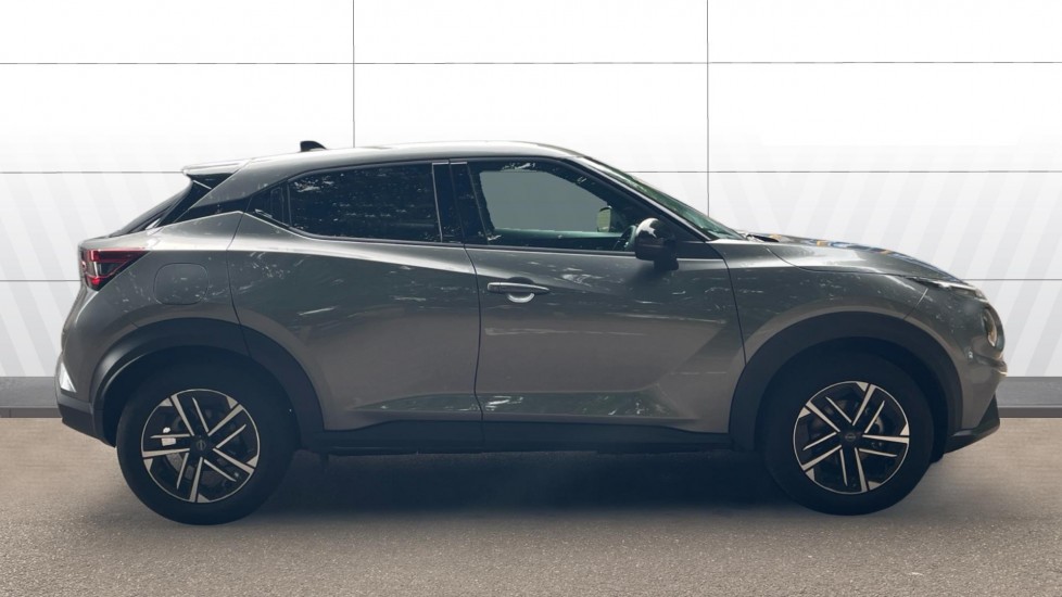 Nissan Juke 1.6 Hybrid N-Connecta 5dr Auto Hybrid Hatchback - Image 5