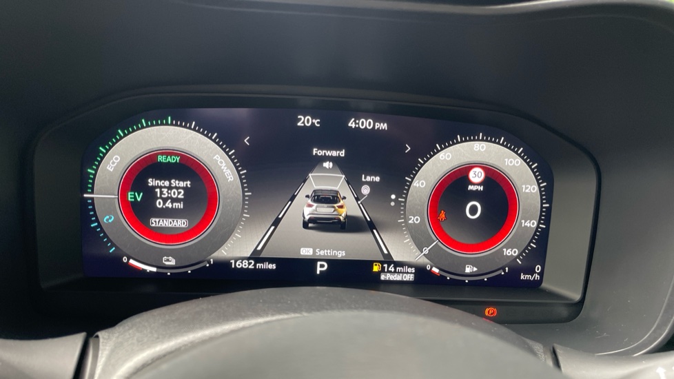 Nissan Juke 1.6 Hybrid N-Connecta 5dr Auto Hybrid Hatchback - Image 18