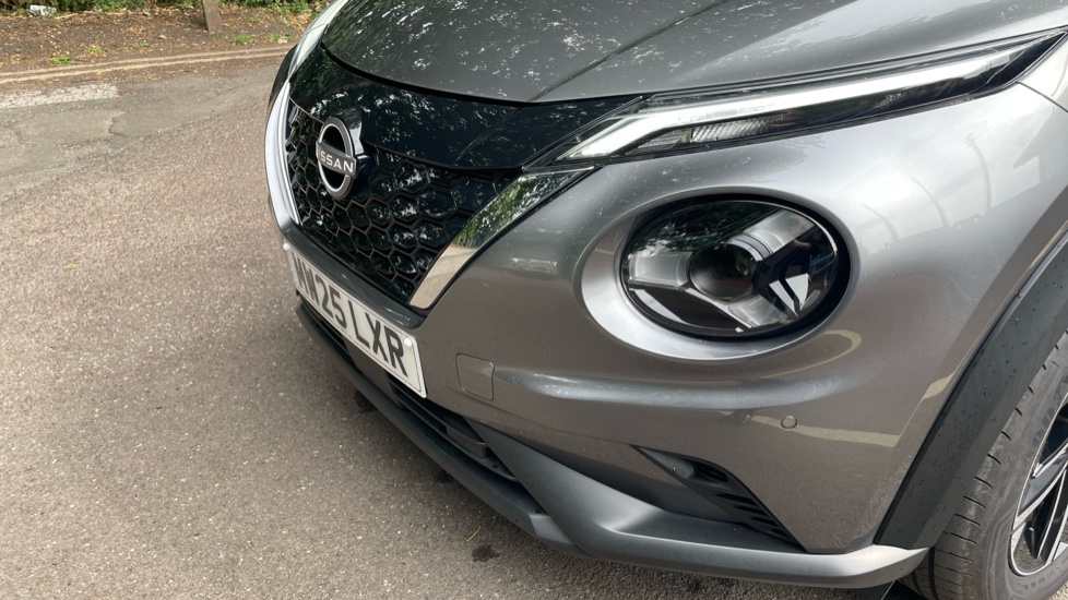 Nissan Juke 1.6 Hybrid N-Connecta 5dr Auto Hybrid Hatchback - Image 23