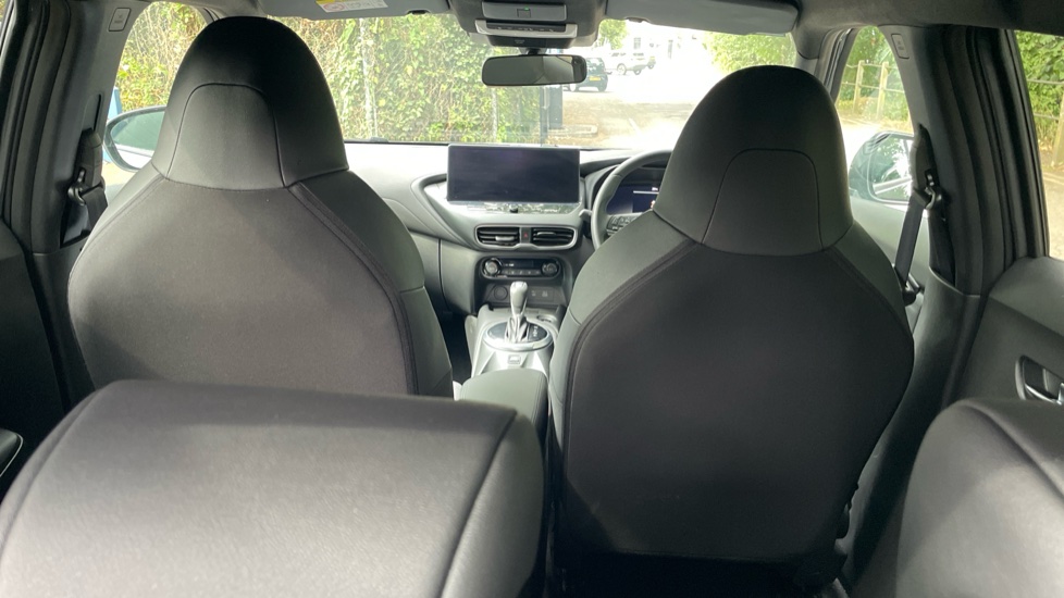 Nissan Juke 1.6 Hybrid N-Connecta 5dr Auto Hybrid Hatchback - Image 33
