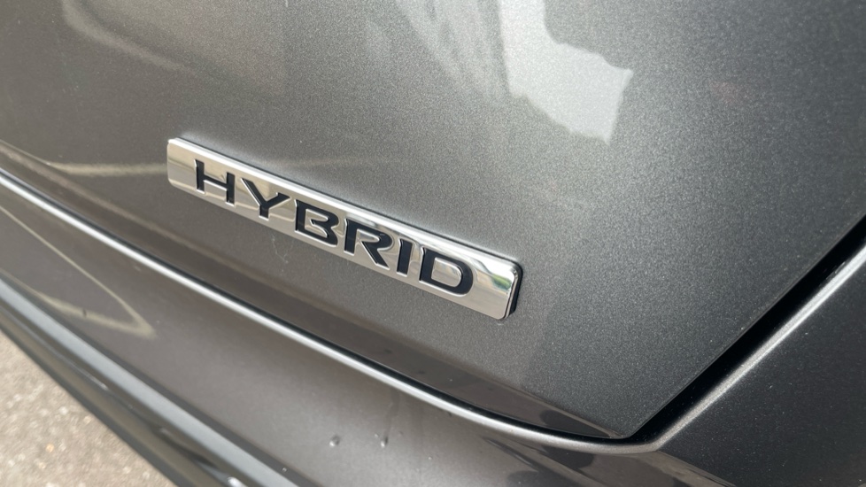 Nissan Juke 1.6 Hybrid N-Connecta 5dr Auto Hybrid Hatchback - Image 34