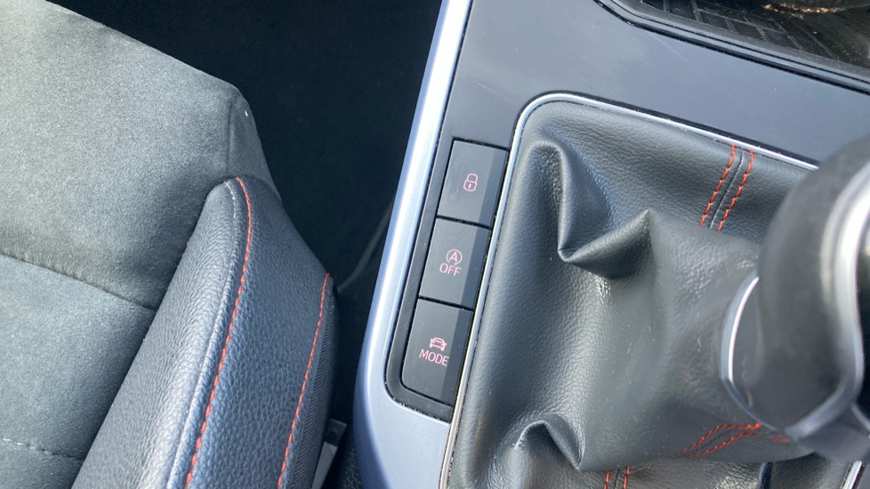 SEAT Arona 1.0 TSI 110 FR Sport 5dr Petrol Hatchback - Image 22