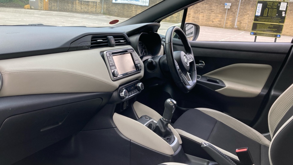 Nissan Micra 0.9 IG-T Tekna 5dr Petrol Hatchback - Image 9
