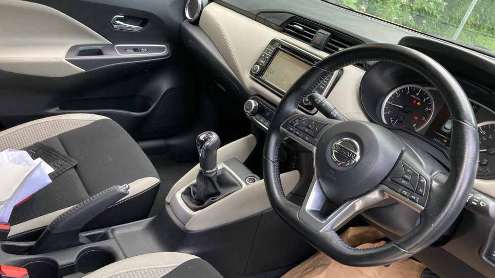 Nissan Micra 0.9 IG-T Tekna 5dr Petrol Hatchback - Image 11