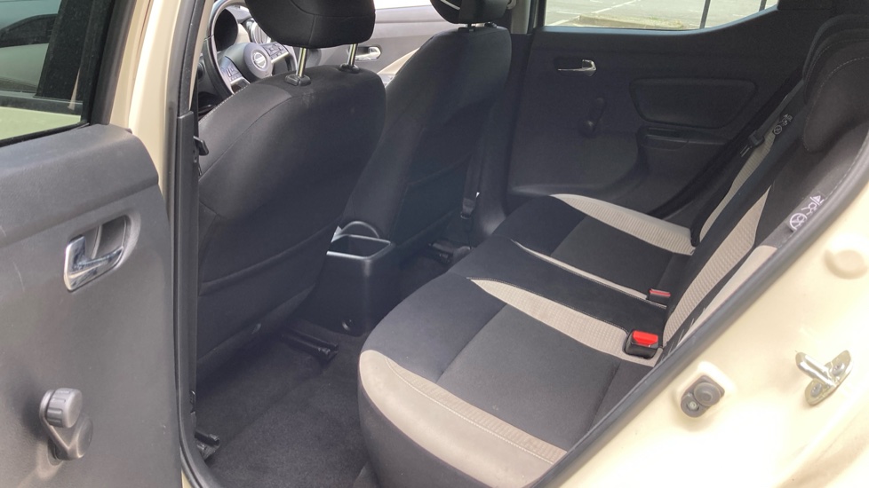 Nissan Micra 0.9 IG-T Tekna 5dr Petrol Hatchback - Image 16
