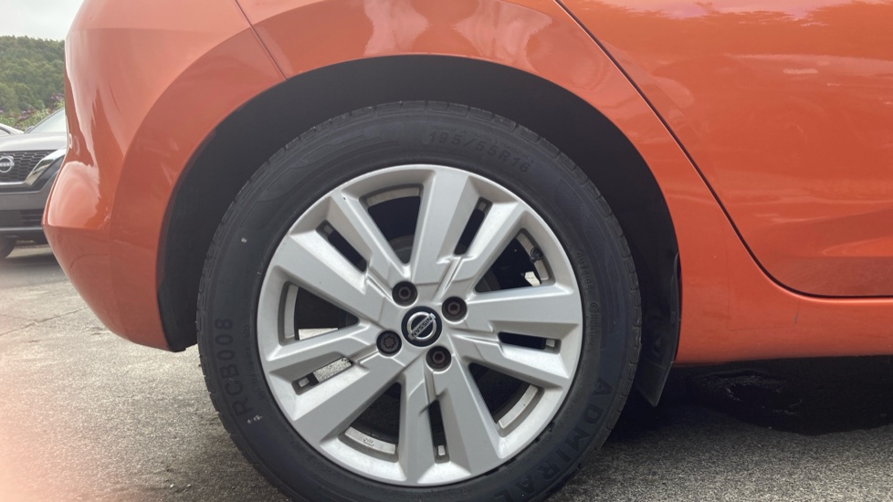 Nissan Micra 1.0 IG-T 100 Acenta 5dr Petrol Hatchback - Image 7