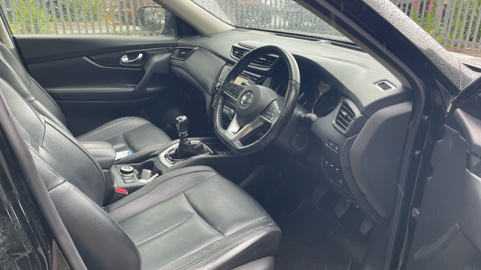 Nissan X-Trail 1.6 dCi Tekna 5dr 4WD Diesel Station Wagon - Image 9
