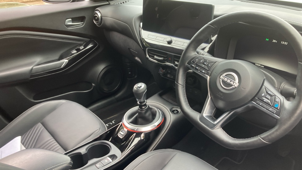 Nissan Juke 1.0 DiG-T Tekna 5dr Petrol Hatchback - Image 11