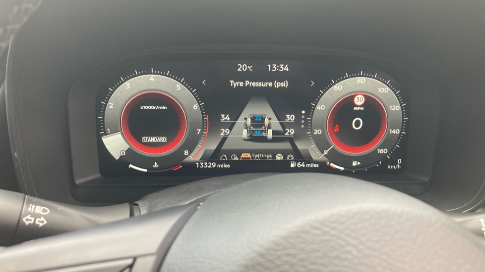 Nissan Juke 1.0 DiG-T Tekna 5dr Petrol Hatchback - Image 29