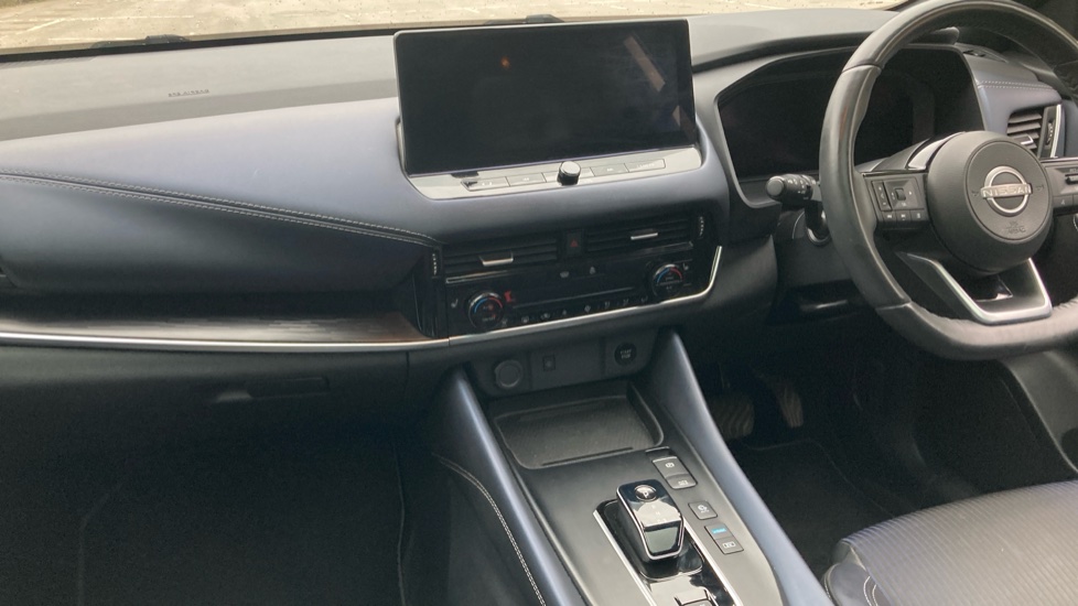 Nissan Qashqai 1.5 E-Power Tekna 5dr Auto Hybrid Hatchback - Image 11