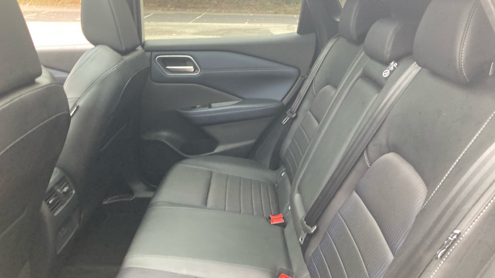 Nissan Qashqai 1.5 E-Power Tekna 5dr Auto Hybrid Hatchback - Image 16