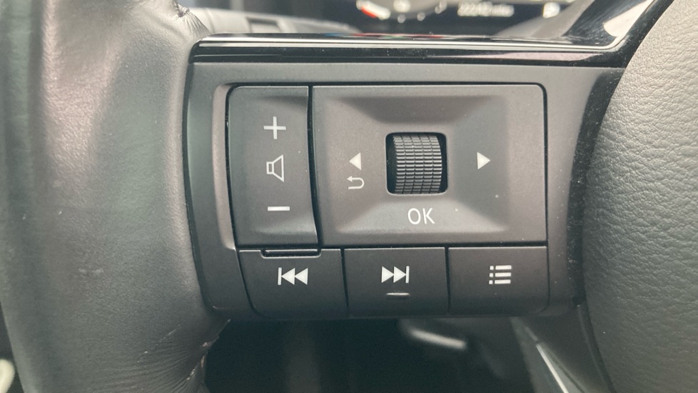 Nissan Qashqai 1.5 E-Power Tekna 5dr Auto Hybrid Hatchback - Image 22