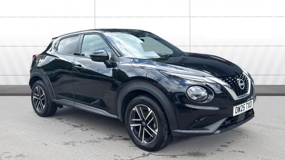 Nissan Juke 1.0 DiG-T N-Connecta 5dr Petrol Hatchback - Image 1