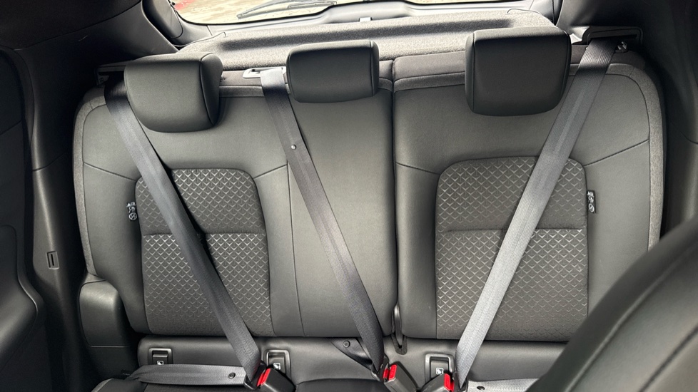 Nissan Juke 1.0 DiG-T N-Connecta 5dr Petrol Hatchback - Image 15