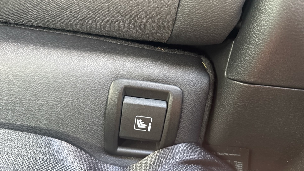 Nissan Juke 1.0 DiG-T N-Connecta 5dr Petrol Hatchback - Image 26
