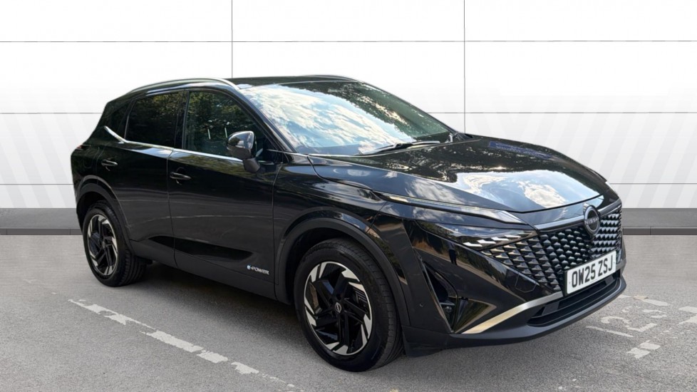 Nissan Qashqai 1.5 E-Power N-Connecta [Glass Roof] 5dr Auto Hybrid Hatchback - Image 1