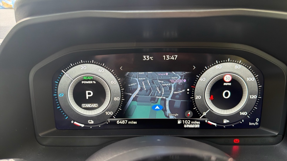 Nissan Qashqai 1.5 E-Power N-Connecta [Glass Roof] 5dr Auto Hybrid Hatchback - Image 18