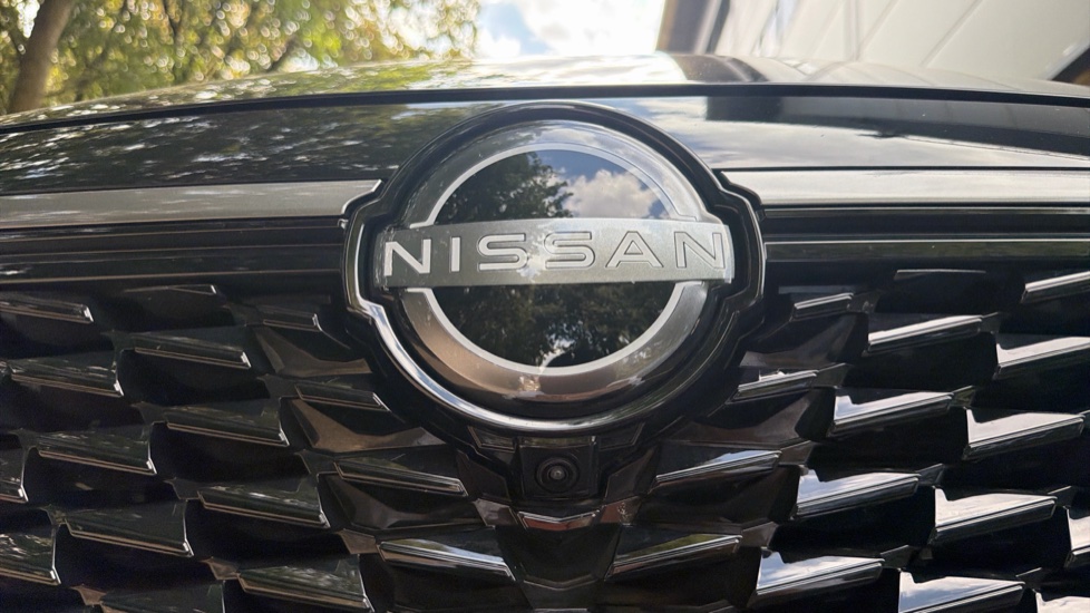 Nissan Qashqai 1.5 E-Power N-Connecta [Glass Roof] 5dr Auto Hybrid Hatchback - Image 21